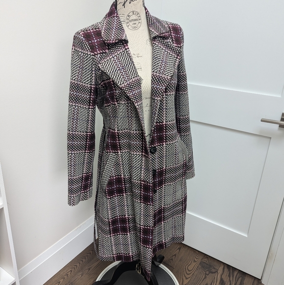 Cabi plaid cherry trench coat - Picture 2 of 4